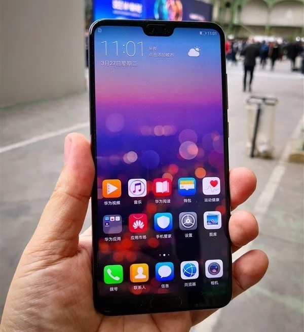 Опубликованы новые изображения смартфона Honor 10