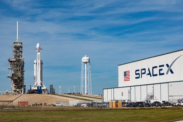 Стоимость SpaceX увеличилась до 25 млрд долларов - 1