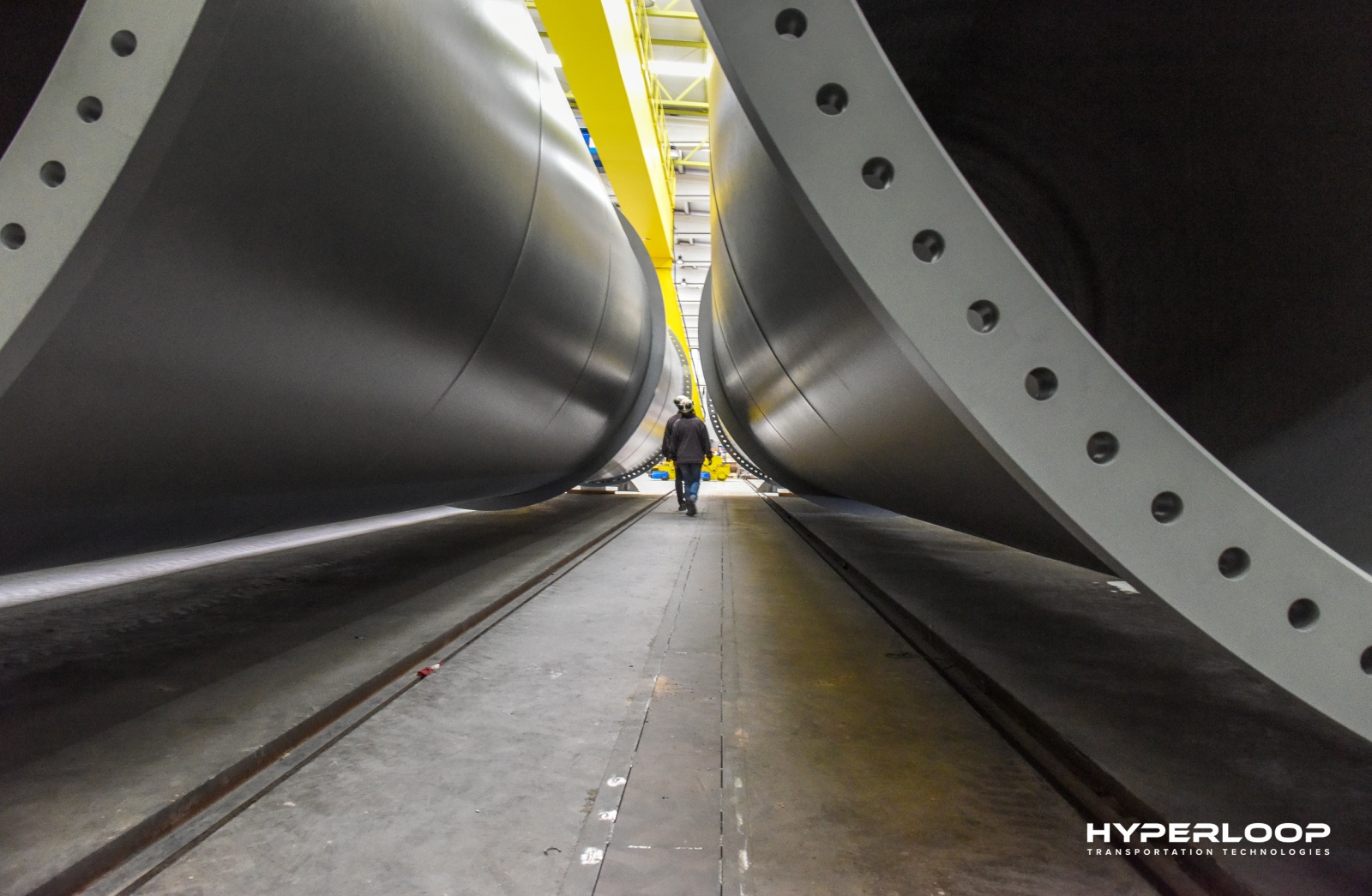 Hyperloop планирует построить первую ветку в Абу-Даби в 2019 году - 3