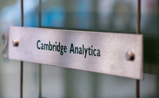 Cambridge Analytica работала над цифровой валютой