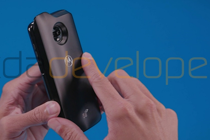 Смартфон Moto Z3 Play получит аксессуар 5G Moto Mod