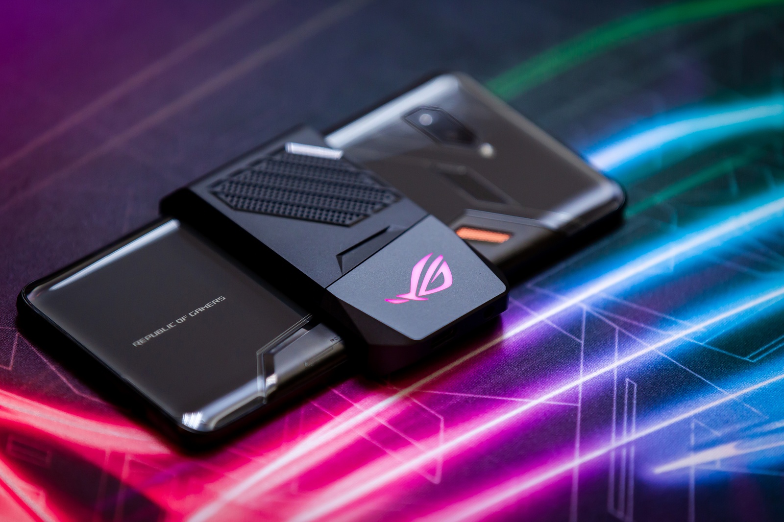 Первый взгляд на геймерский смартфон ASUS ROG Phone - 15