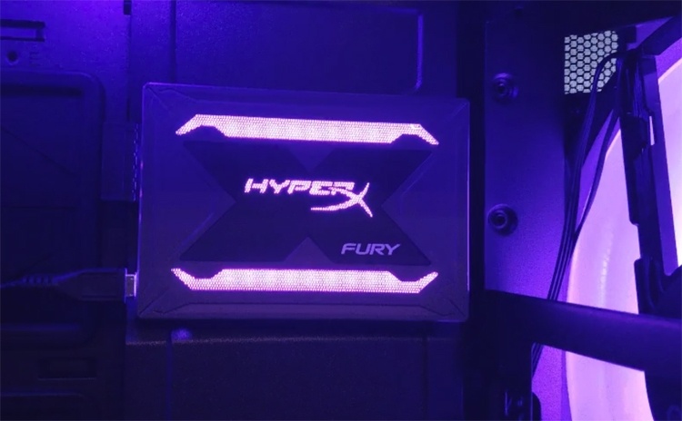 Computex 2018: новые SSD-накопители HyperX Fury получили RGB-подсветку