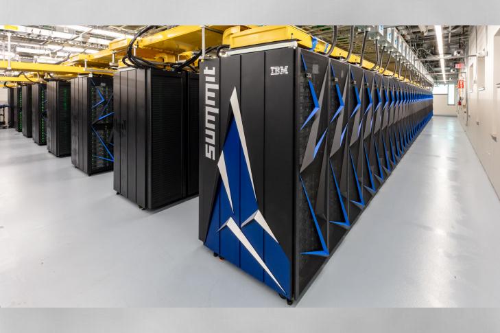 В Национальной лаборатории Ок-Ридж запустили самый быстрый в мире суперкомпьютер Summit - 2