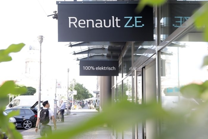 Renault открыла концептуальный шоурум для электромобилей в Берлине