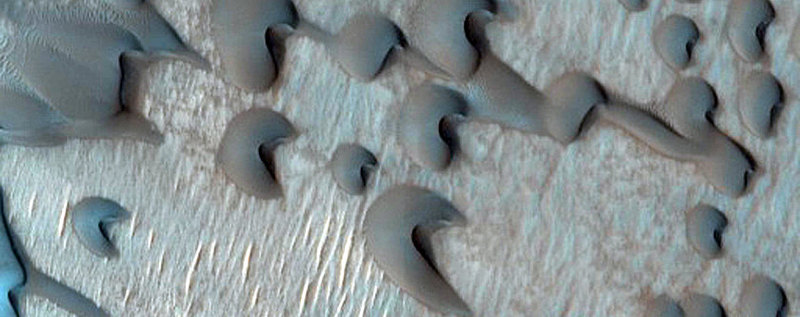 NASA показало необычную дюну на Марсе