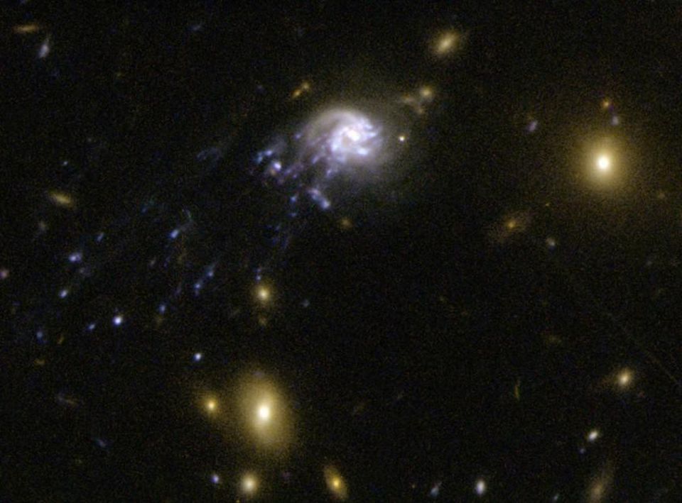 5 способов создать галактику без тёмной материи - 4