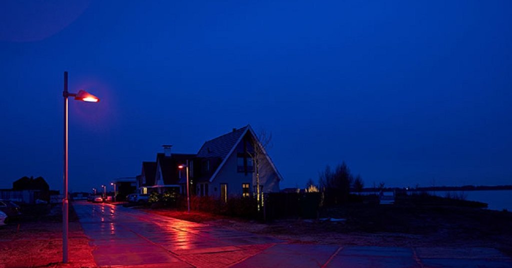 В Голландии появился город красных фонарей