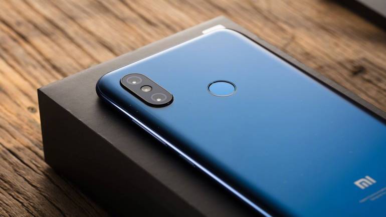 Смартфон Xiaomi Mi 8 станет ещё дешевле за счёт модификации с 4 ГБ ОЗУ