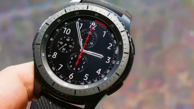 Часы Samsung Galaxy Watch выпустят 24 августа