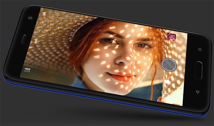 HTC проектирует смартфон Imagine Life с тремя камерами и экраном FHD+