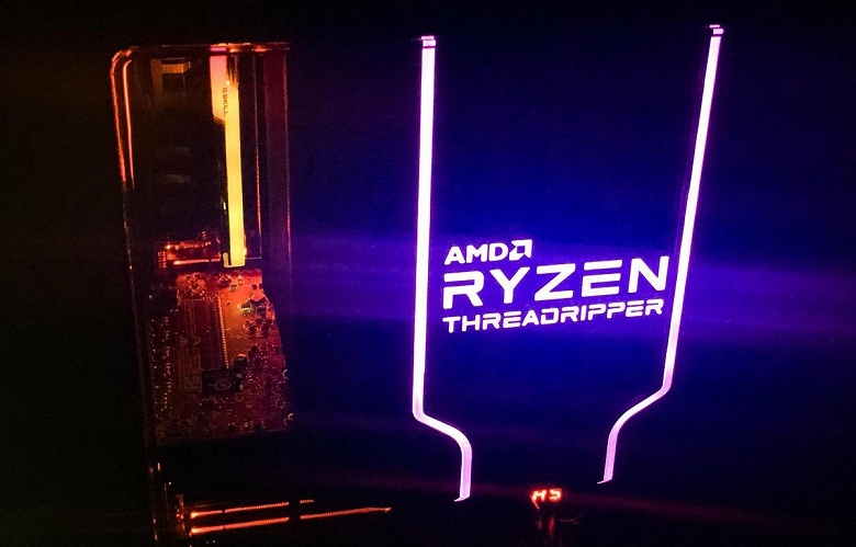 Процессор AMD Threadripper 2990X работает на частоте 4,0 ГГц со штатным охладителем Wraith Ripper 