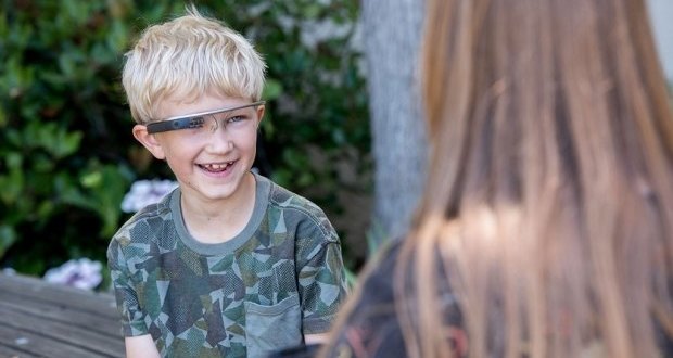 Ученые использовали Google Glass для помощи детям с аутизмом
