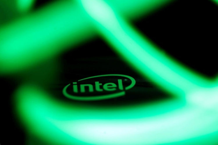 Intel планирует дать серьёзный отпор конкуренции AMD в области ЦОД