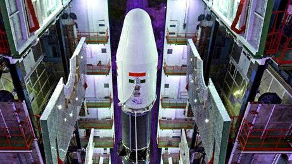 Премьер-министр Индии Нарендра Моди: мы отправим флаг страны в космос на борту «Гаганьяна» в 2022 году - 1