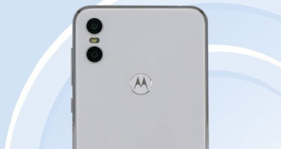 Смартфон Motorola One прошел сертификацию TENAA