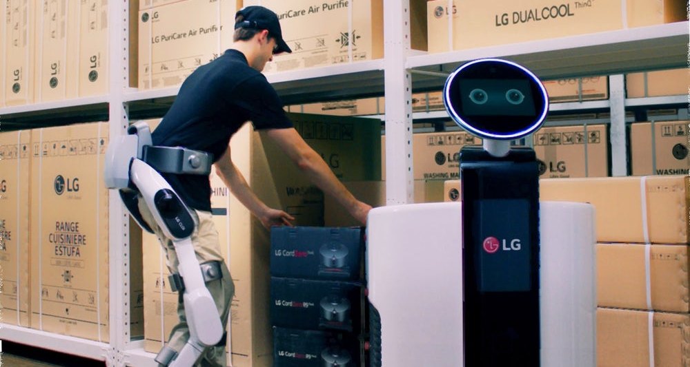 LG разработала роботизированный экзоскелет