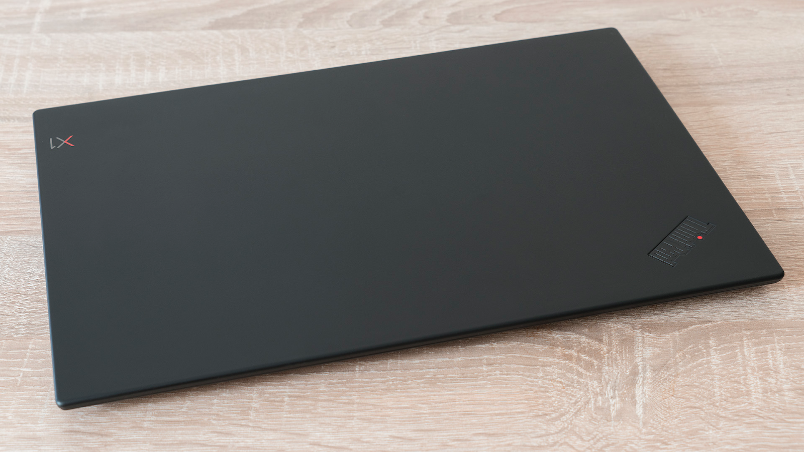 Обзор ноутбука Lenovo ThinkPad X1 Carbon (2018): лёгкий, удобный, мощный - 3