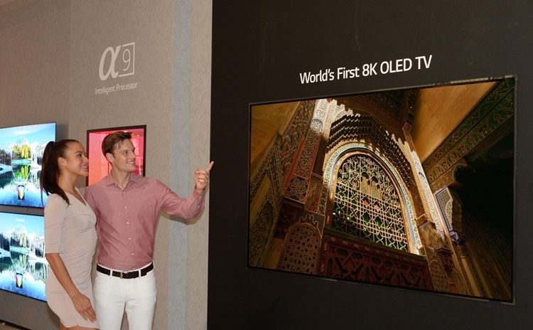 LG представила первый в мире OLED-телевизор формата 8K