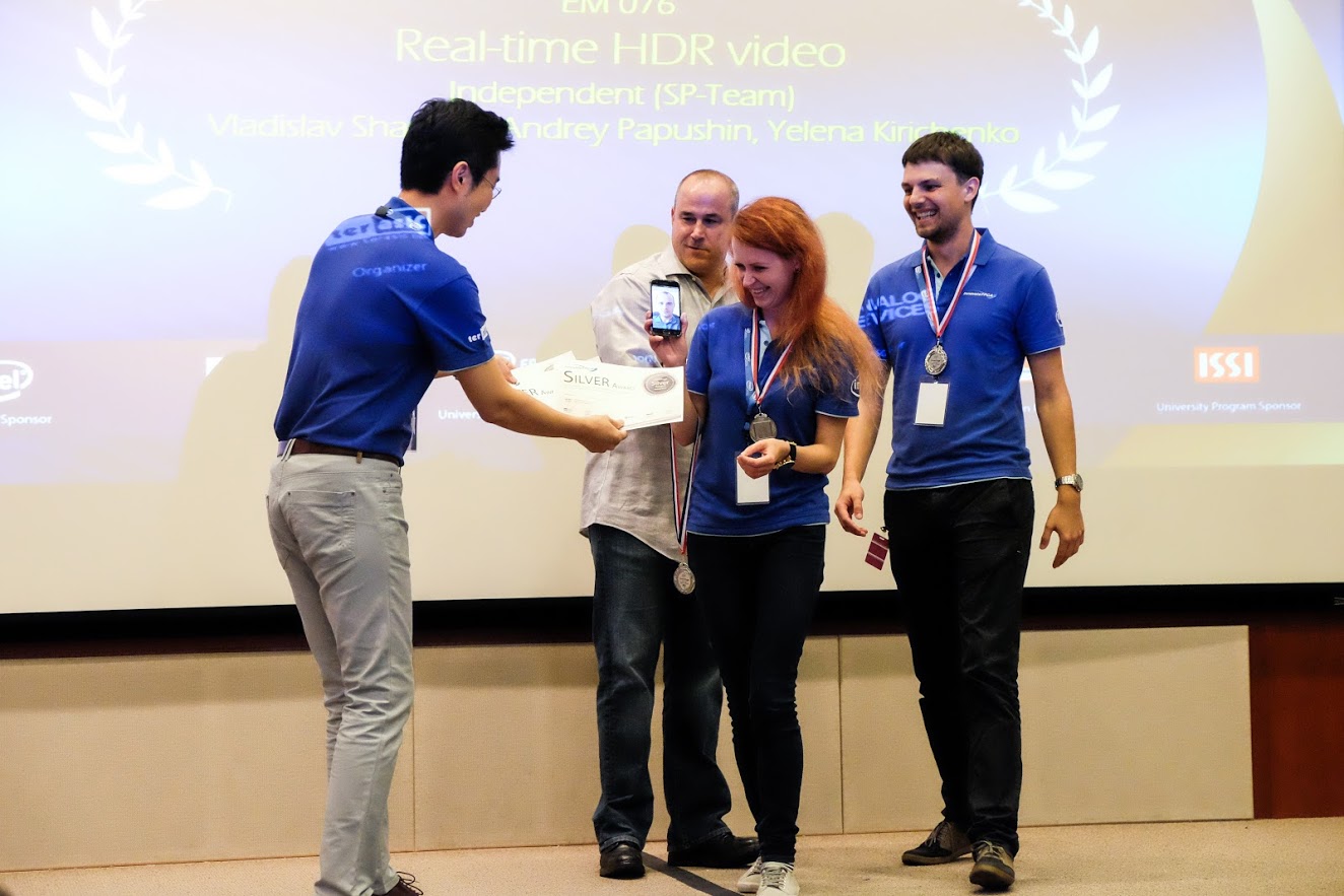 Японские феи показывают работу master-slave триггера в новой манге по цифровой электронике - 38 Японские феи показывают работу master-slave триггера в новой манге по цифровой электронике - 38