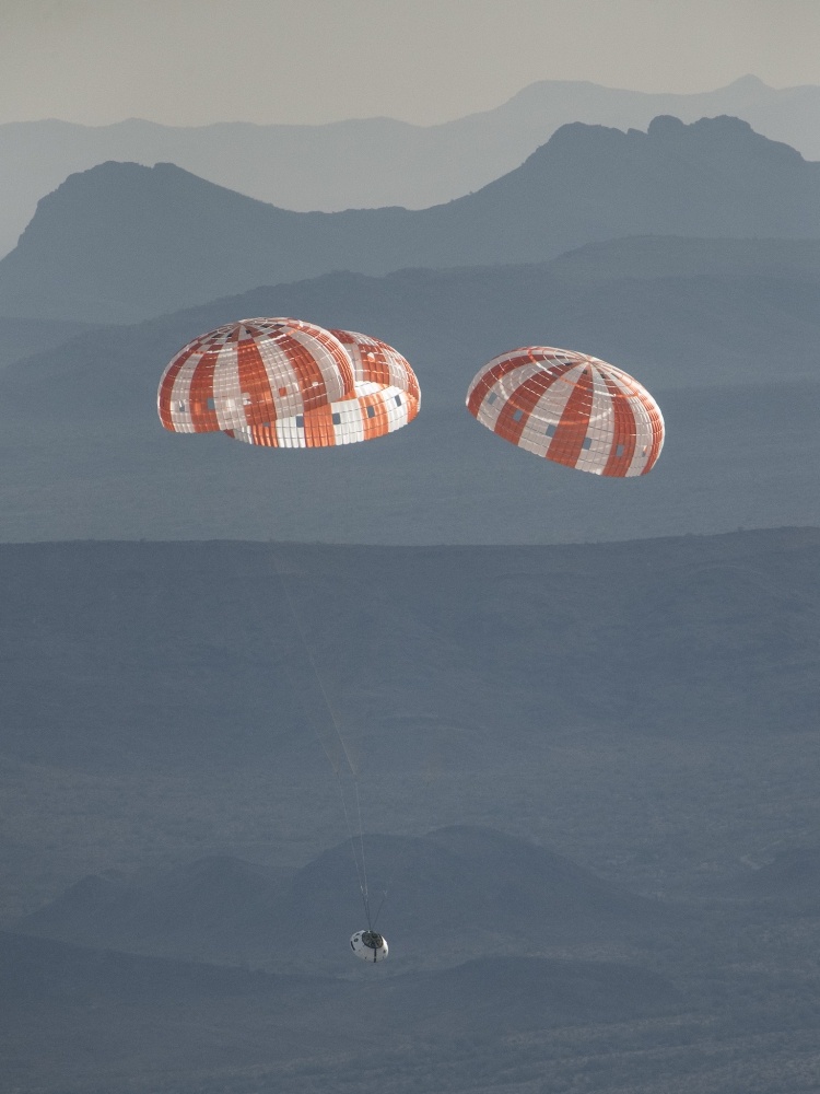 Сегодня можно будет наблюдать завершающее тестирование парашютов капсулы NASA Orion