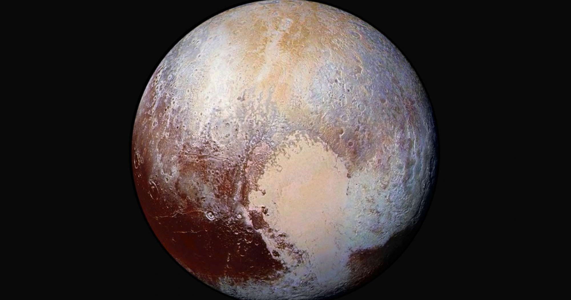 Плутон призывают вернуть в список планет