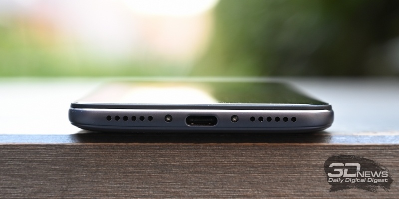 Новая статья: Обзор смартфона Xiaomi Pocophone F1: быть, а не казаться