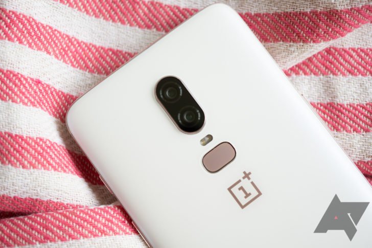 Смартфон OnePlus 6 начал получать обновление до OxygenOS 9.0, основанной на Android Pie