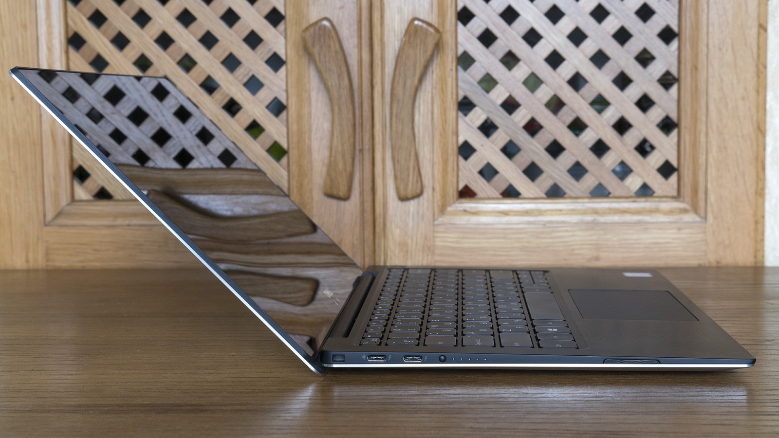 Обзор ноутбука Dell XPS 13 9370: лёгкий, красивый, быстрый - 3