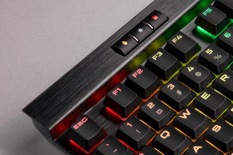 Corsair K70 RGB MK.2 Low Profile: клавиатура с низкопрофильными переключателями