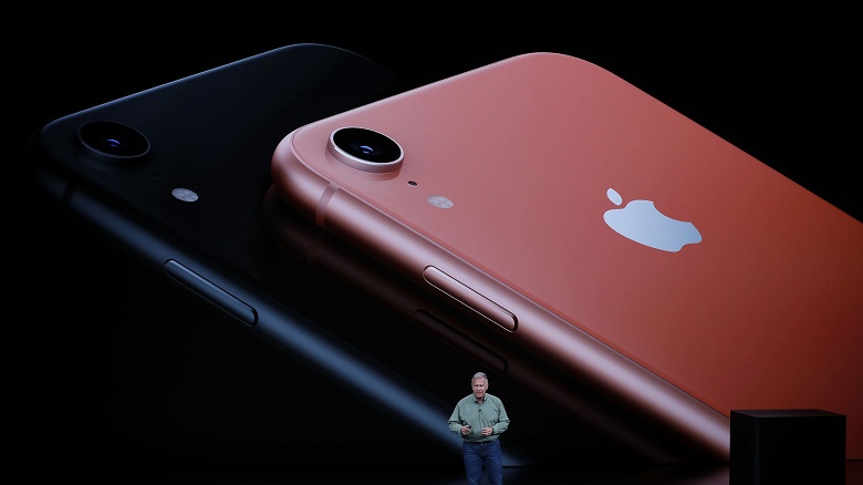 Apple отменяет расширение производства смартфонов iPhone XR из-за низкого спроса