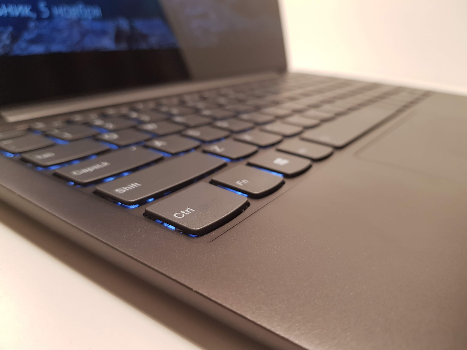 Обзор ноутбука Lenovo S730-13 (2018): мощное железо в стильном алюминиевом корпусе - 12