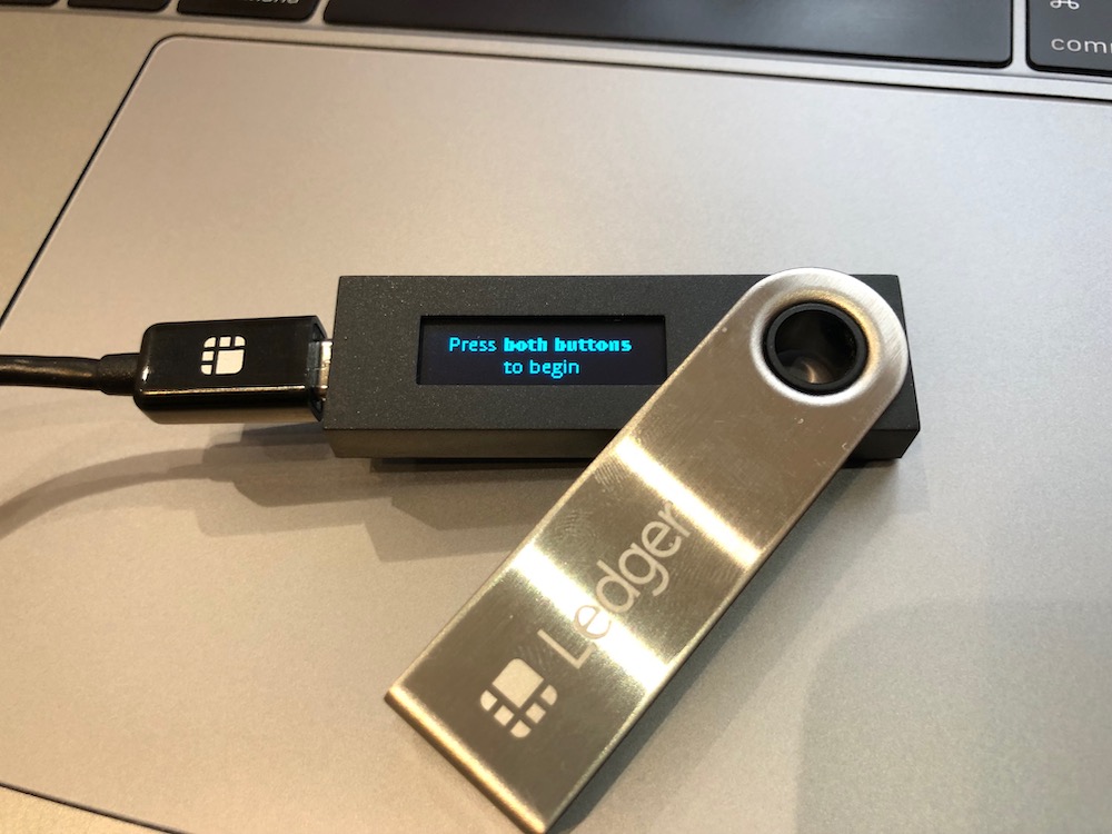 Ledger Nano S: ключ от комнаты, где могут лежать 710 токенов и криптовалют - 6