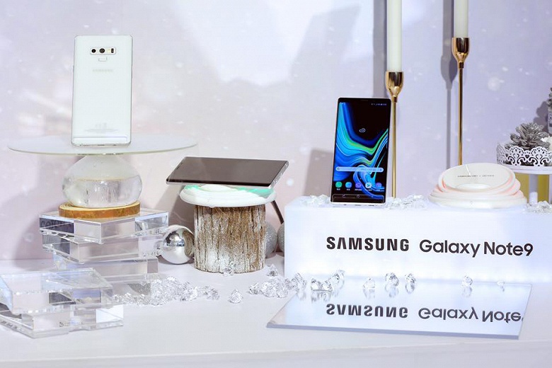 Смартфон Samsung Galaxy Note9 в белом цвете представлен официально
