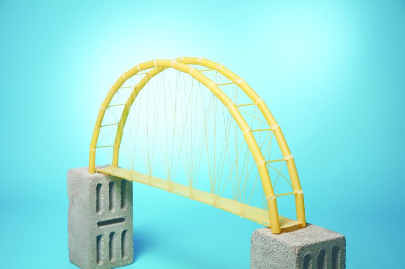 Как построить настоящий мост из макарон?