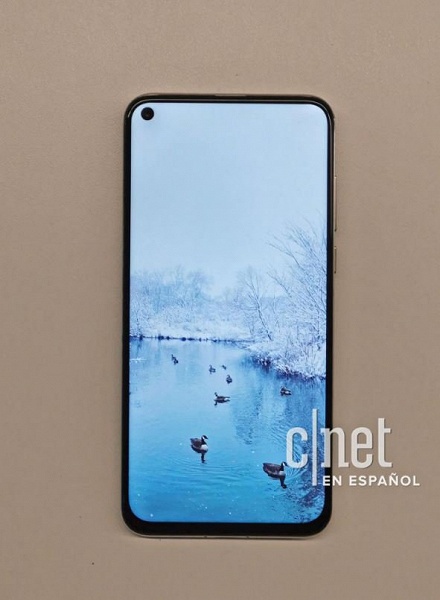 Huawei Nova 4 – первый смартфон производителя с «дырявым» экраном – засветился на качественных изображениях