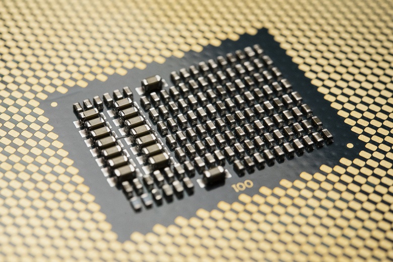 28-ядерный процессор Intel Xeon W-3175X уже можно предзаказать по цене около 4000 долларов