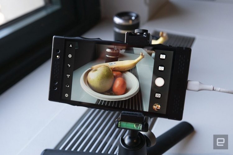 RED показала Lithium — профессиональную 3D-камеру для своего смартфона Hydrogen One
