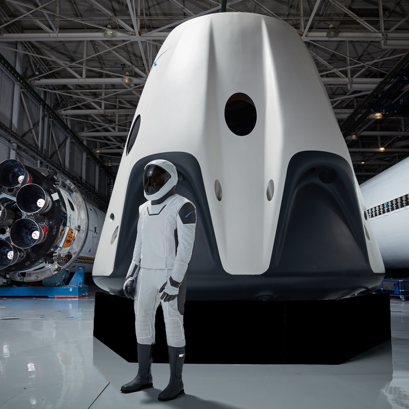 SpaceX показала прототип Starship и сократит 10% персонала - 2