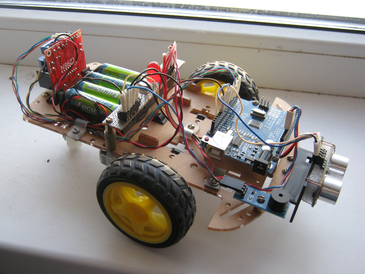 Опыт создания первого робота на Ардуино (робот-«охотник») - 1