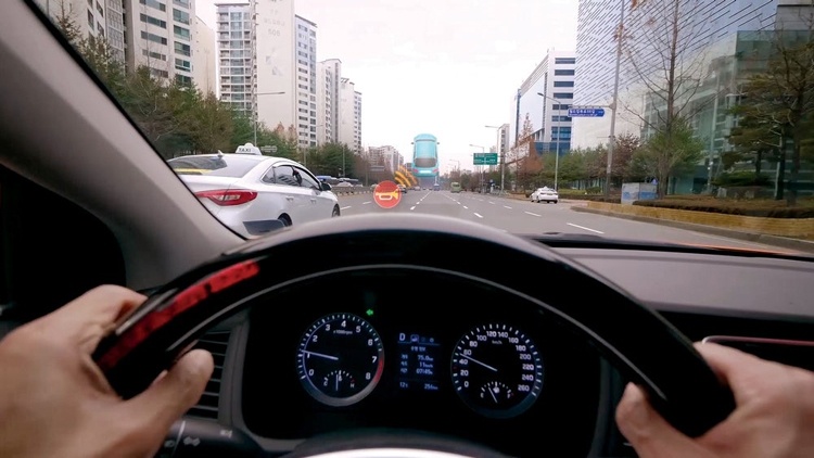 Уникальная система Hyundai поможет водителям с нарушениями слуха