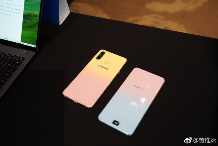 Дамский смартфон Samsung Galaxy A8s FE получил необычную окраску