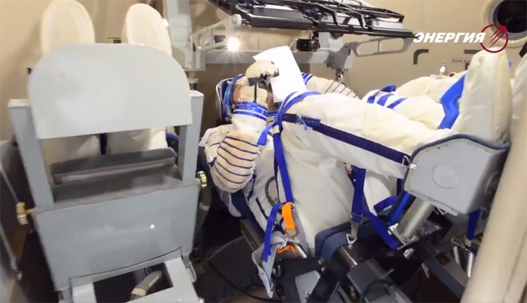Видео дня: первый «полёт» космонавтов на корабле «Федерация»