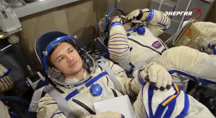 Видео дня: первый «полёт» космонавтов на корабле «Федерация»