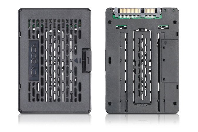Icy Dock EZConvert MB703M2P-B превращает SSD типоразмера M.2 в накопитель типоразмера 2,5 дюйма