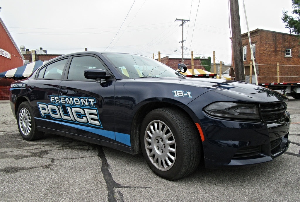 Б-у Tesla Model S 85 на службе департамента полиции города Фримонт, штат Калифорния, США (там, где завод Tesla) - 3