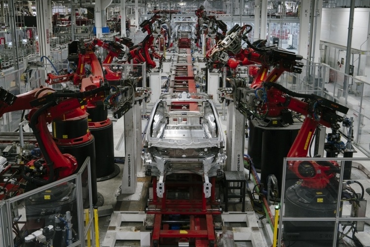 Reuters: американцы теряют интерес к покупке электромобилей Tesla