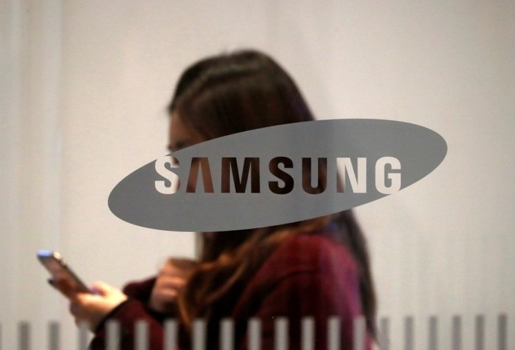 Пользуясь проблемами Huawei, Samsung делает ставку на сетевое оборудование