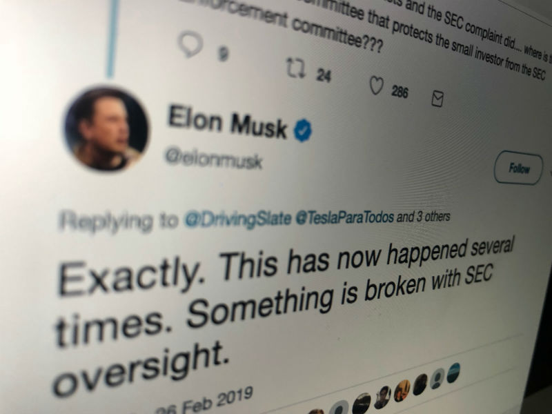 SEC обвинила Илона Маска в нарушении запрета на публикацию важных данных о Tesla в соцсетях - 1