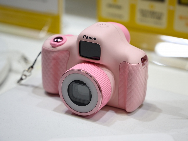 Компания Canon показала на CP+ концептуальную фотокамеру